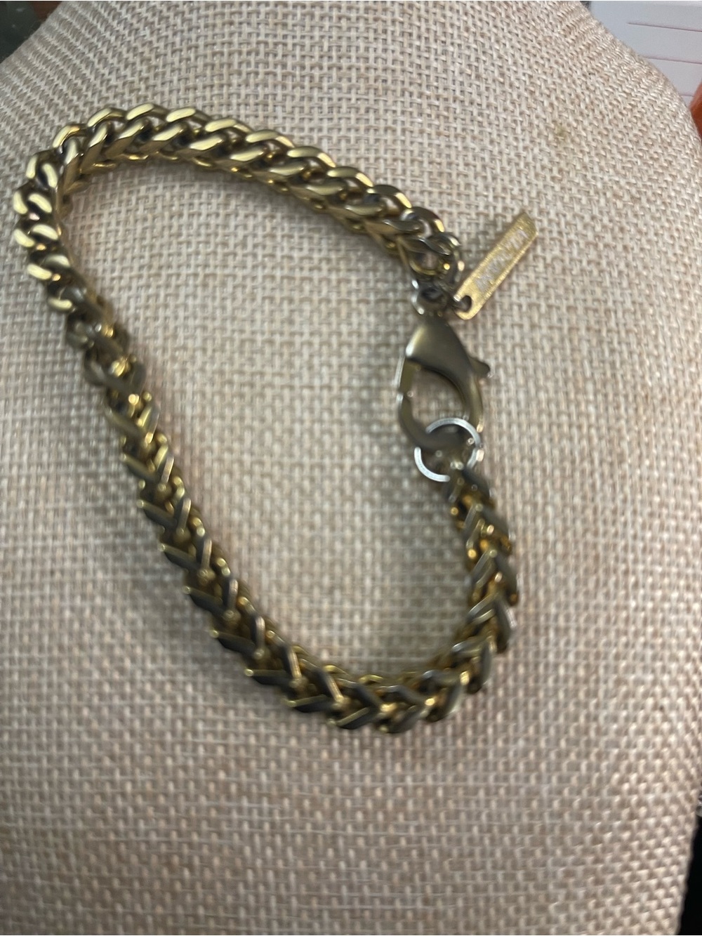 Pre-owned man Invicta gold tone Bracelet 9”